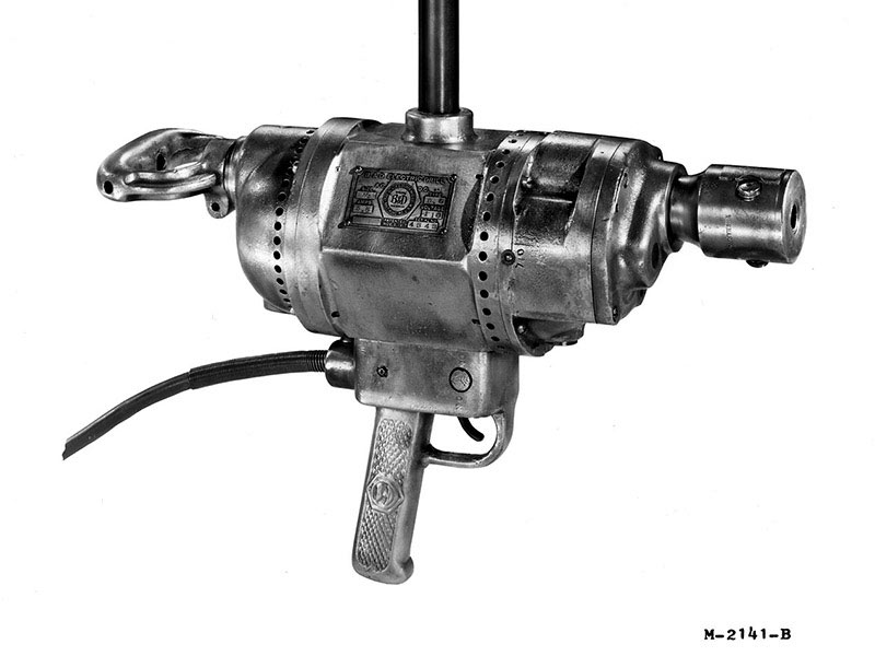 Prva Black / Decker busilica iz 1916 godine